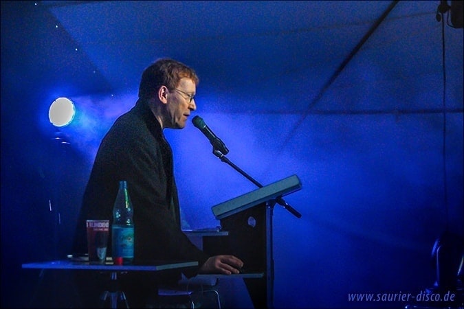 Saurier-Disco, Die Saurier-Disco, Saurierdisco, Disco mit Manny DJ MWJ, Saurier-Musik, Saurier-Sound, Sauriersound, Musik zu jeder Urzeit, Das Original